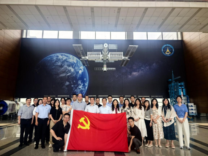 政研室1.png